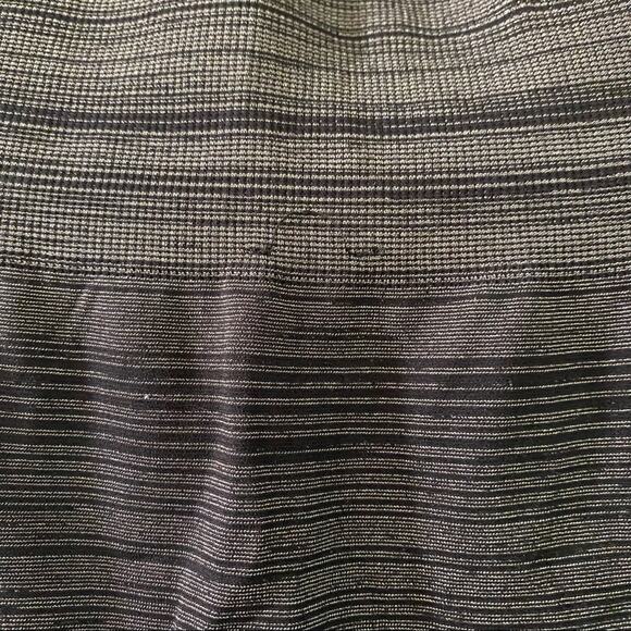 Fabletics capri leggings seamless stripe print M - Picture 10 of 12